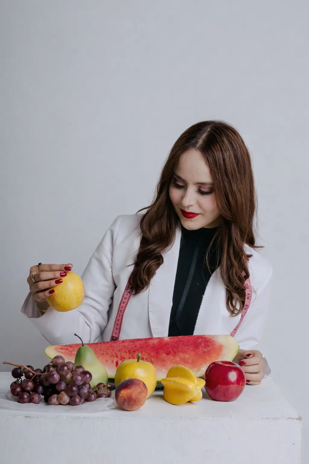 Ayudo a mujeres a mejorar su composición corporal, reducir grasa y crear hábitos sostenibles a través de estrategias nutricionales prácticas y entrenamiento estructurado. Mis pacientes logran resultados visibles desde las primeras semanas.